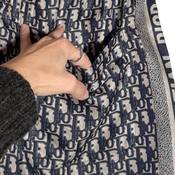 Dior Chez Moi Oblique Navy Blue Beige Silk Shorts - Picture 7 of 9